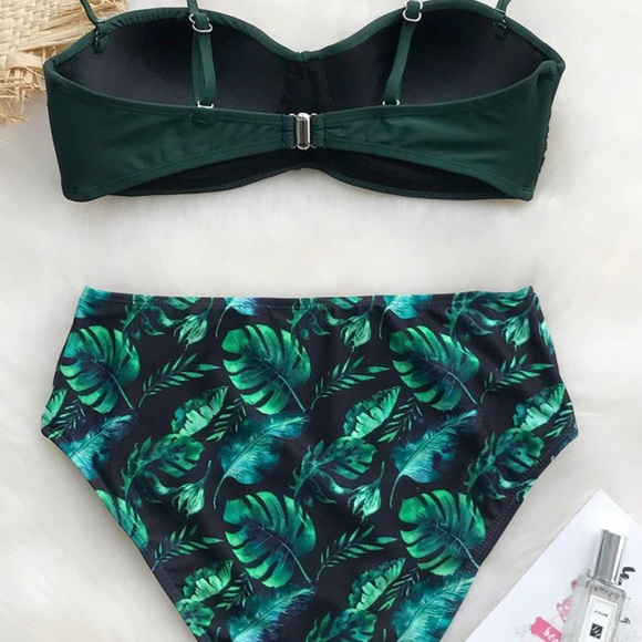 Full Of Green Print Bikini Set - Picture 3 of 3